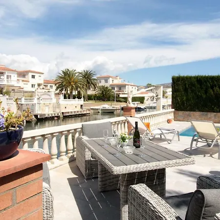 Leon Inmo Gabriela - 10034 Villa Empuriabrava
